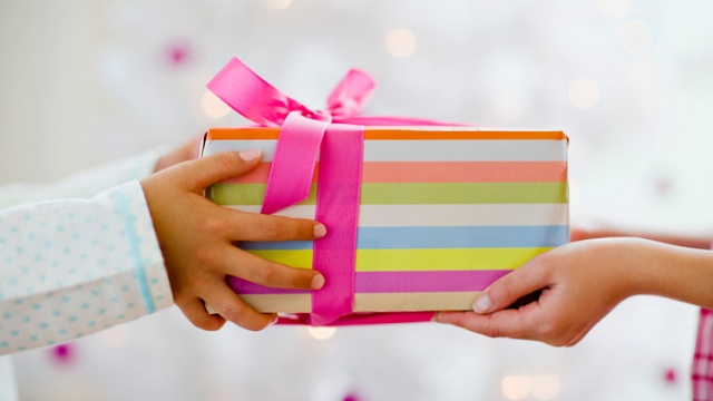 Corporate Gifting Beyond the Holidays: Year-Round Strategies