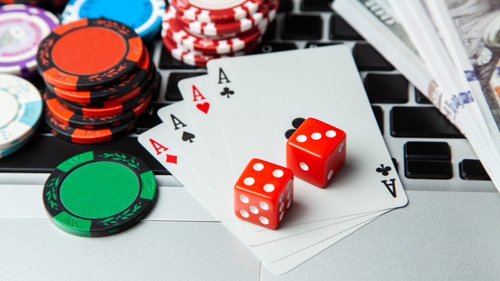 Exploring the World of Online Gambling Enthusiasts: A Deep Dive into Their Passion and Lifestyle